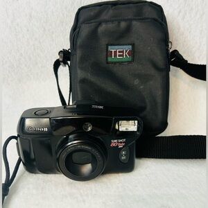 Canon 35mm Point-and-Shoot Camera in Black with Carry Case